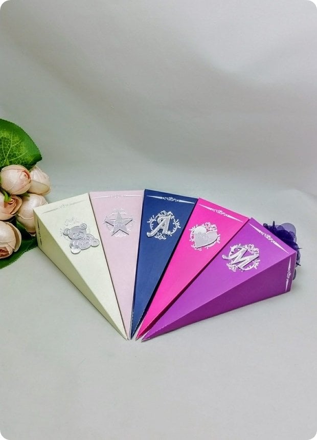 25 Li Karton Üçgen Mevlüt Şekeri Külahı