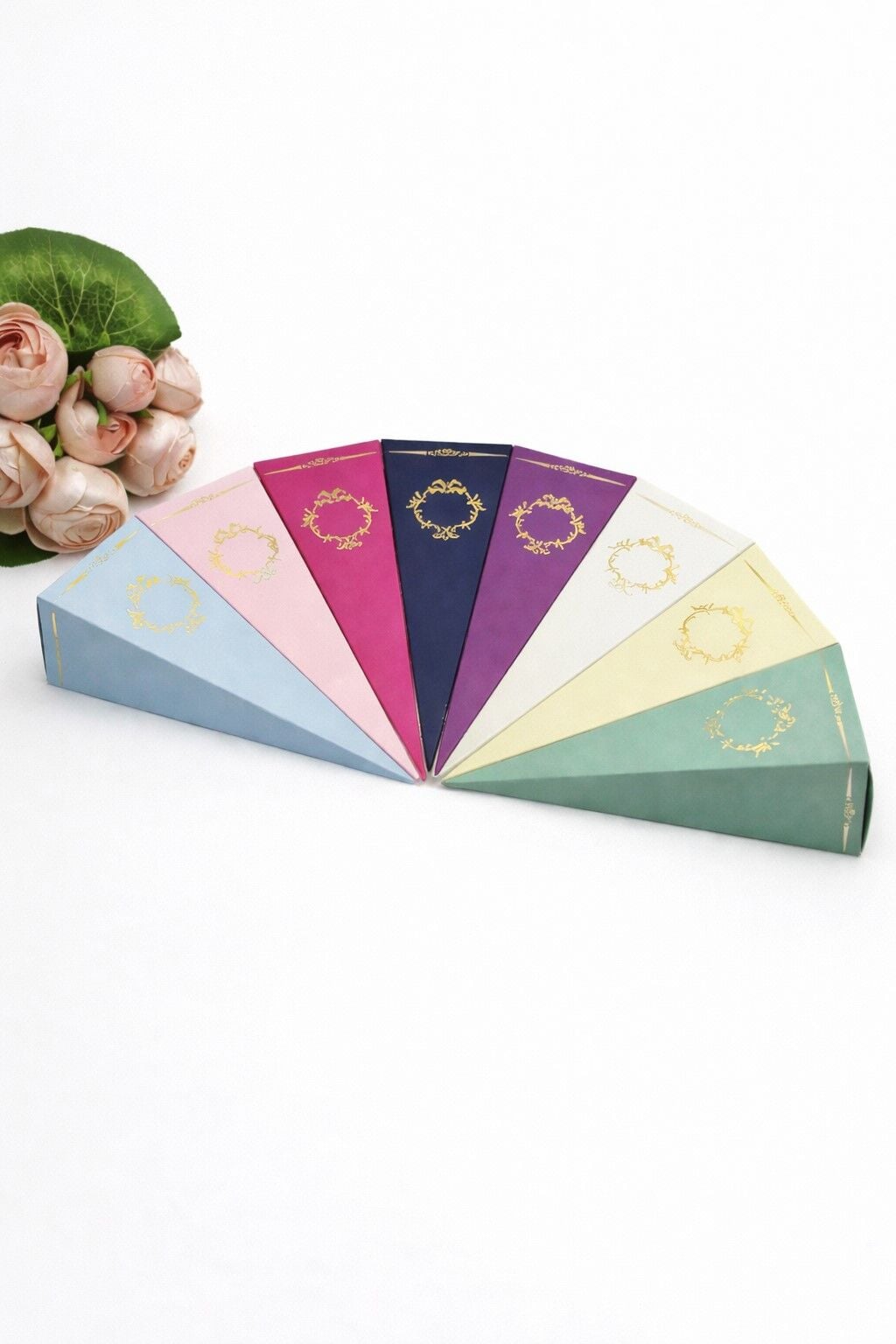 25 Li Karton Üçgen Mevlüt Şekeri Külahı