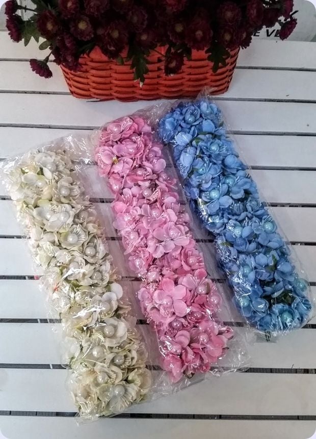 İncili Büyük Kumaş Papatya (60 lı yapay çiçek )