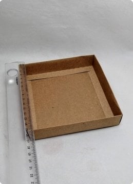 15x15x3 Cm Altı Karton, Üstü Asetat/Şeffaf Kapaklı Kare Kutu 25 li