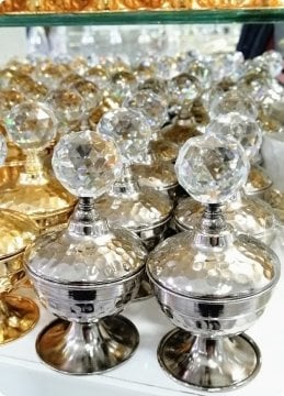 Kristal Top Tepelikli Ayaklı Şekerlik