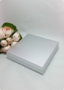 24 Lü Karton Kare Madlen Çikolata Hediye Kutusu (21x21 cm Orta Boy 48 lik) Siyah - 24 Adet / Paket
