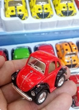 24 li  WosWos Beetle Araba Şeker Objesi