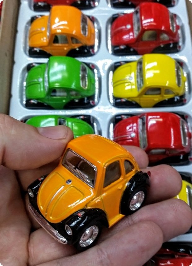 24 li  WosWos Beetle Araba Şeker Objesi