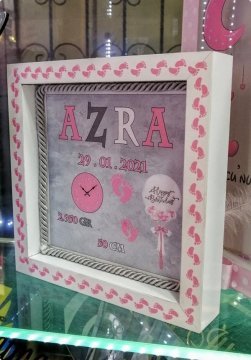 Kare Kişiye Özel Ahşap Çerçeve Süs (20*20) PEMBE