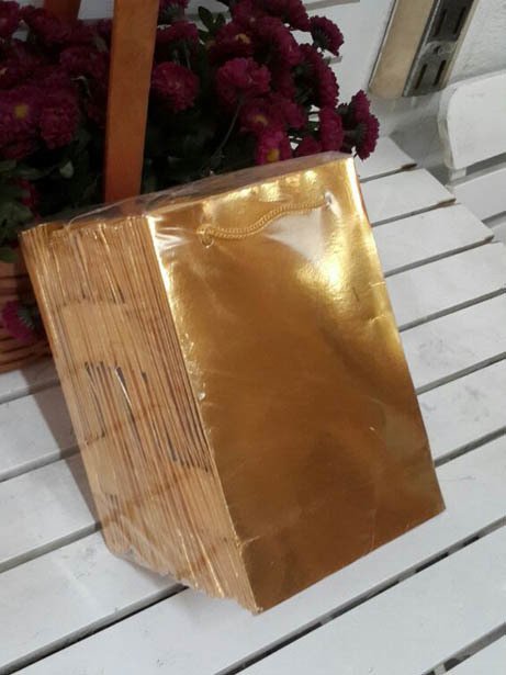 25 Li Altın Renkli Hediyelik Karton Çanta 11x17 Cm