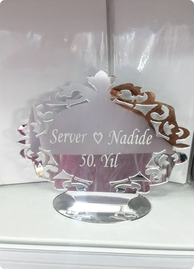 Desenli Pleksi Ayna İsimlik (Söz,Nişan,Nikah Masası)
