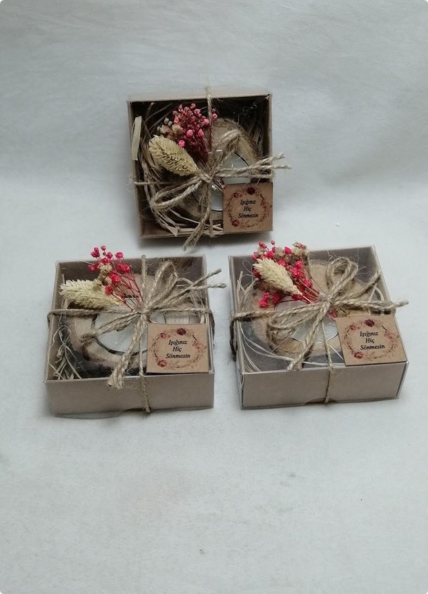 20 li Süslü Kutuda Kütük Mumlu Hazır Şeker DOGAL