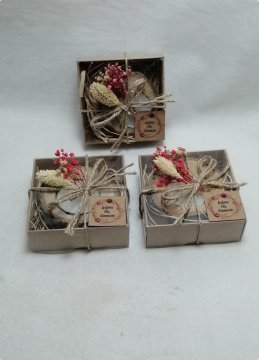 20 li Süslü Kutuda Kütük Mumlu Hazır Şeker DOGAL