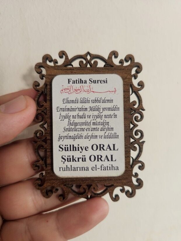 İsme Özel Çift Kat Ahşap Fatiha Ayet Baskılı Süs