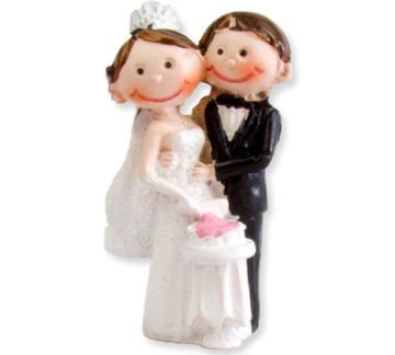 GELİN DAMAT PASTA KESİYOR P20-960