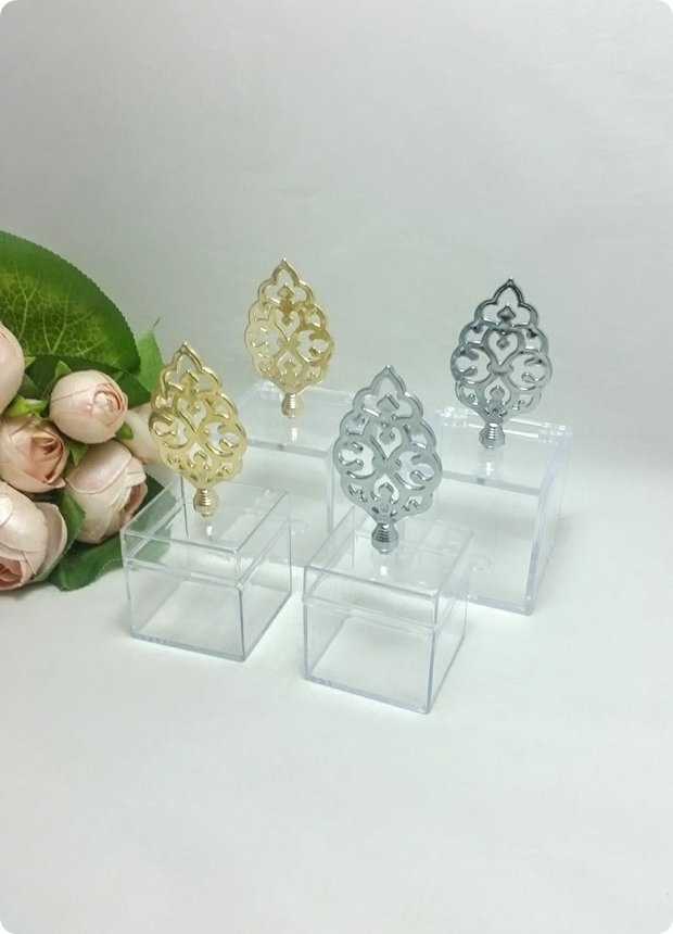 12 li Metalize Tuğra Tepelikli 5x5x5 Cm Mika Pleksi Küp Kutu