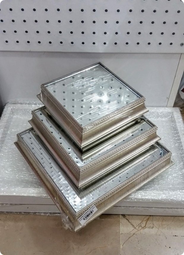 Ahşap Görünümlü Masaüstü Kare Ayna yükselti ALTIN 18CM