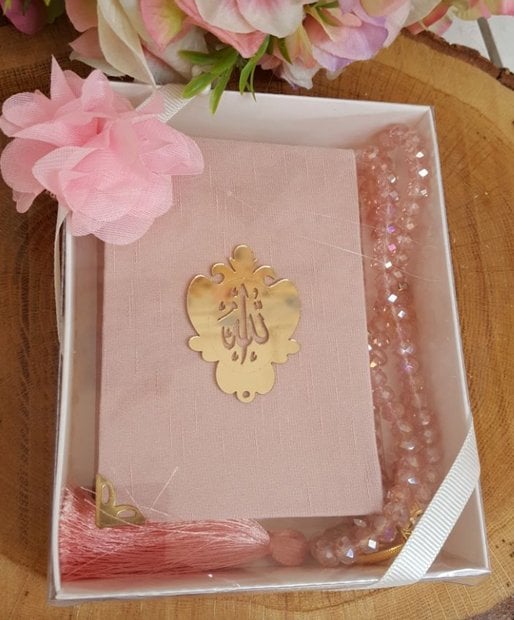 Süslü ; Kuranı Kerim Kutu ve Tesbih Set Adet/Paket