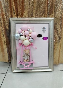 Ahşap Çerçeveli YANDAN SÜSLÜ  Salıncaklı balonlu Bebek Kapı Süsü MAVİ